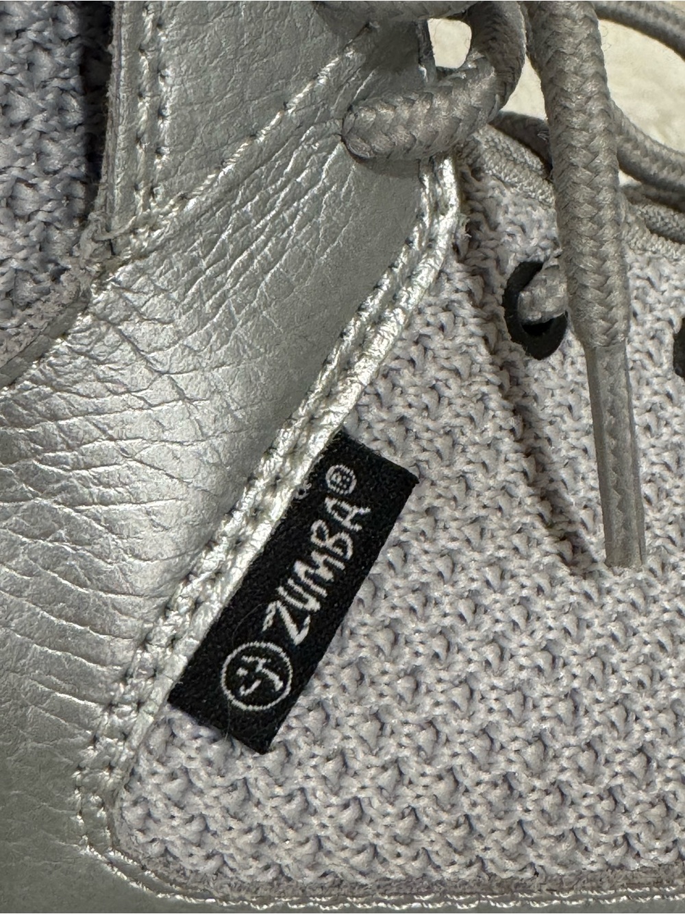 Zumba Air Classic Remix Special Edition Silver High Top Dance Sneakers 9.5 - Picture 4 of 11